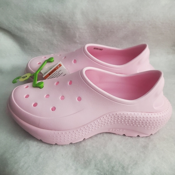 Crocs Classic Sneaker In Pink Milk - Picture 6 of 13